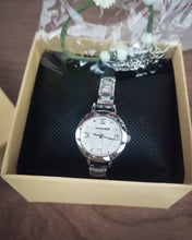 Load image into Gallery viewer, gjpsben Wristwatches,Fashion Comfortable  Strap Waterproof Quartz Wrist Watch Gifts for Women

