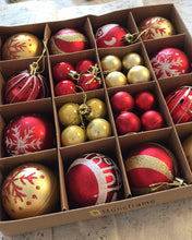 Load image into Gallery viewer, Moncframe Christmas Tree Decoration, Christmas Tree Decoration Set Box Red Green and Gold Christmas Ball Shatterproof Hanging Tree Assorted Ornament Set
