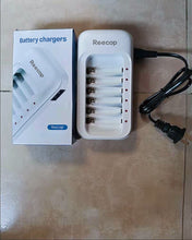 Load image into Gallery viewer, Reecop battery charger, Ni-MH AA &amp; AAA Battery Charger With USB Port for Rechargeable Batteries

