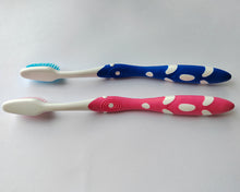 Load image into Gallery viewer, SSBLZYX Toothbrush with Flexing Sides, Soft, 2 Count (Color Vary)
