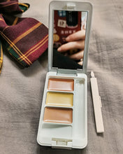 Load image into Gallery viewer, DMXYWO concealer, moisturizing long-lasting concealer, three colors, female cosmetics.
