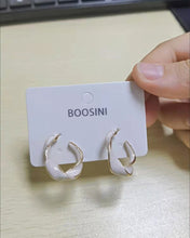 Load image into Gallery viewer, BOOSINI earrings,Lightweight Chunky Open Hoops丨 Hoop Earrings for Women
