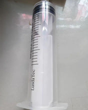 Load image into Gallery viewer, LundaTec Plastic Syringe with Measurement, Suitable for Measuring, Watering, Refilling
