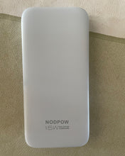 Load image into Gallery viewer, NODPOW Mobile power supply, 10000mAh Portable Fast Charger Including 3 USB-C Cables
