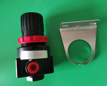 Load image into Gallery viewer, FILLBA pressure regulating valve, with 0-150PSI pressure gauge
