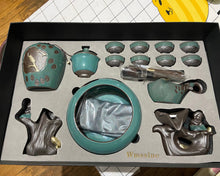 Load image into Gallery viewer, Wmssine Chinese Ceramic Gongfu Tea Set Celadon Pottery Tea Service Set
