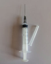 Load image into Gallery viewer, LundaMed 5ml Disposable Syringe with 23Ga 1.0 Inch Needle, Individual Package

