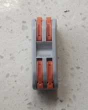 Load image into Gallery viewer, HENGXIA wire connector, compact wire conductor connector, one-to-one quick connection block splicing connector, 10 packs
