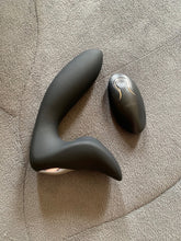 Load image into Gallery viewer, LGBT Toy Sex toys,with 3 Speed &amp; 10 Vibration Modes &amp; Heating Modes
