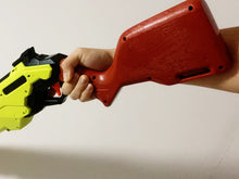 Load image into Gallery viewer, Tarnnetz Paintball Gun,Shooting with Foam Bullets, Exercise Children's Physical Coordination
