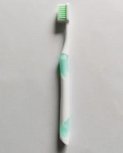 Load image into Gallery viewer, VtanlyWire toothbrush, manual soft toothbrush, tongue and cheek cleaning
