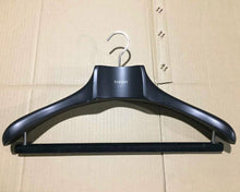 Load image into Gallery viewer, YAONNY Plastic Extra Wide Suit Hangers, Pack of 20, Black
