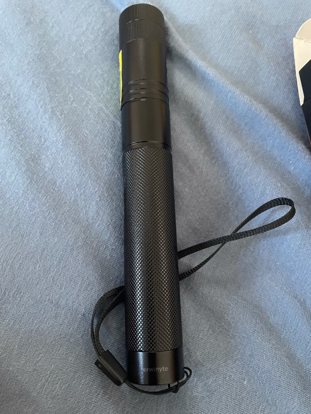 erwinyte Laser pen, rechargeable green laser pointer remote