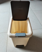 Load image into Gallery viewer, kaylowe household garbage bin, bathroom kitchen hotel press type garbage bin
